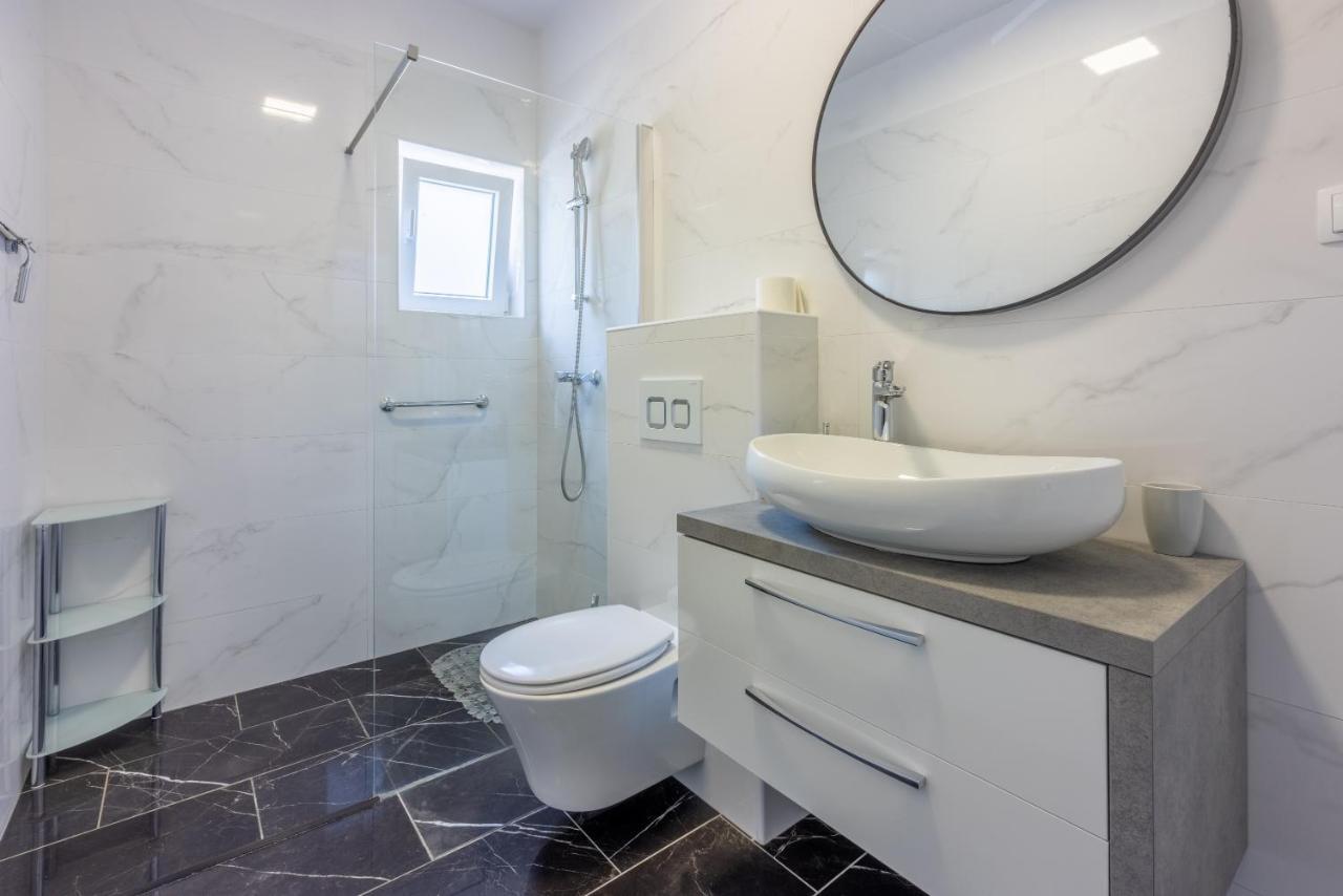 Apartman Dora Crikvenica Eksteriør billede