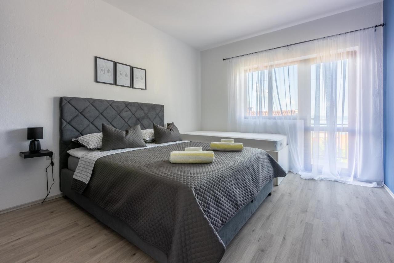 Apartman Dora Crikvenica Eksteriør billede
